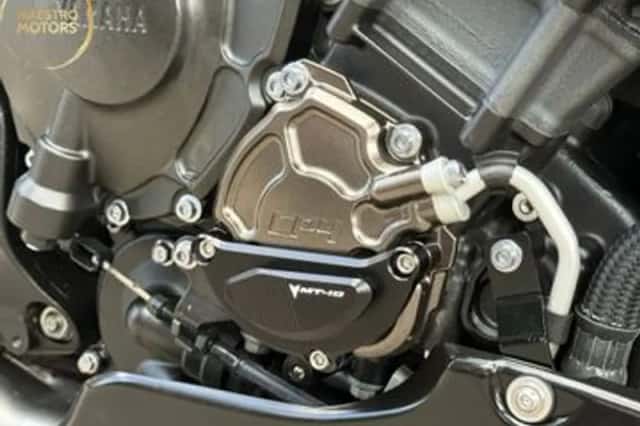 Yamaha MT-10 (2021) thumbnail 6