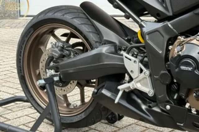 Honda CB650R (2019) thumbnail 6