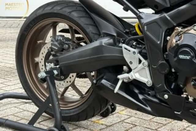 Honda CB650R (2019) thumbnail 5