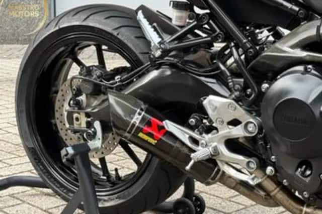 Yamaha MT-09 (2017) thumbnail 5