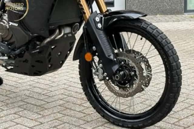 Yamaha Tenere 700 WORLD RAID (2023) thumbnail 2