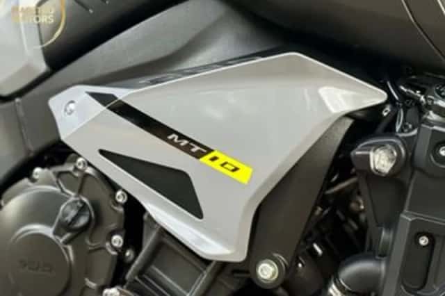 Yamaha MT-10 (2017) thumbnail 3