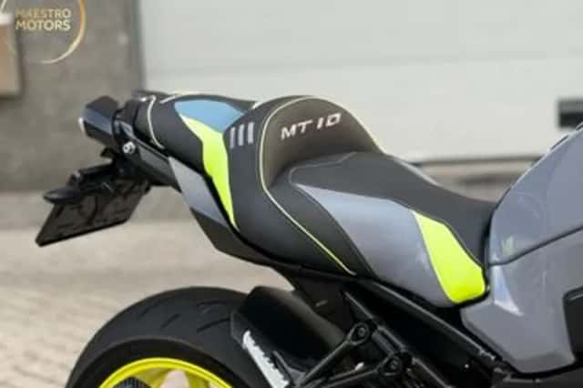 Yamaha MT-10 (2017) thumbnail 6