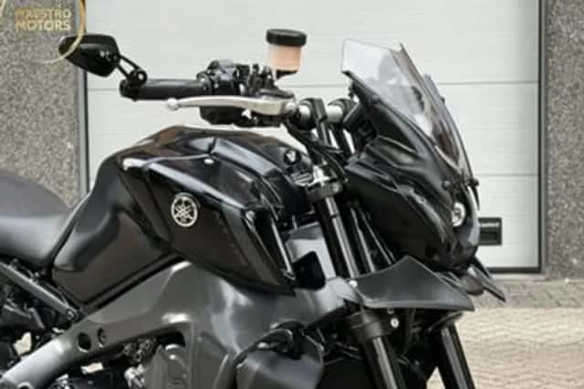 Yamaha MT-09 (2023) thumbnail 3