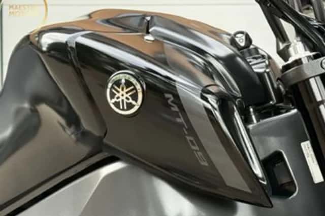 Yamaha MT-09 (2023) thumbnail 5