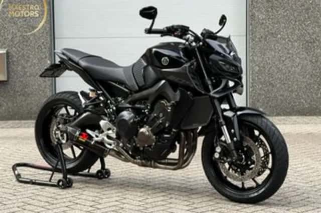 Yamaha MT-09 (2018) thumbnail 1