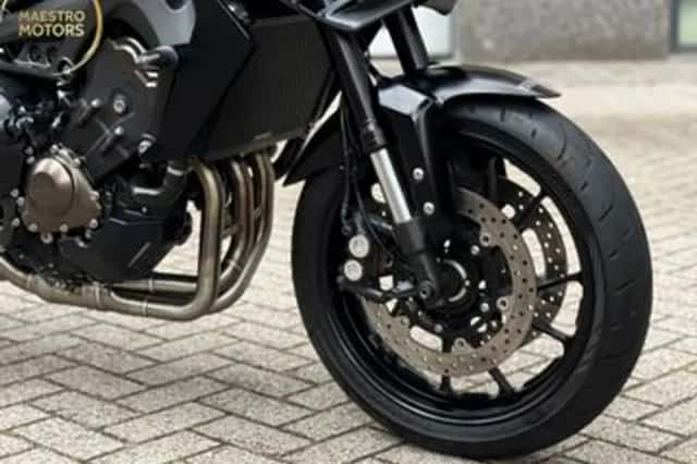 Yamaha MT-09 (2019) thumbnail 2