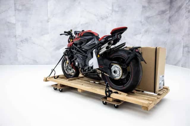MV Agusta Rush 1000 (2024) thumbnail 2