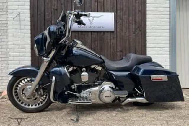 Harley-Davidson Street Glide (2013) thumbnail 3