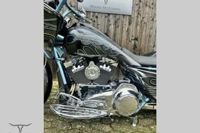 Harley-Davidson Road Glide (2011) thumbnail 3