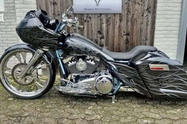 Harley-Davidson Road Glide (2011) thumbnail 6