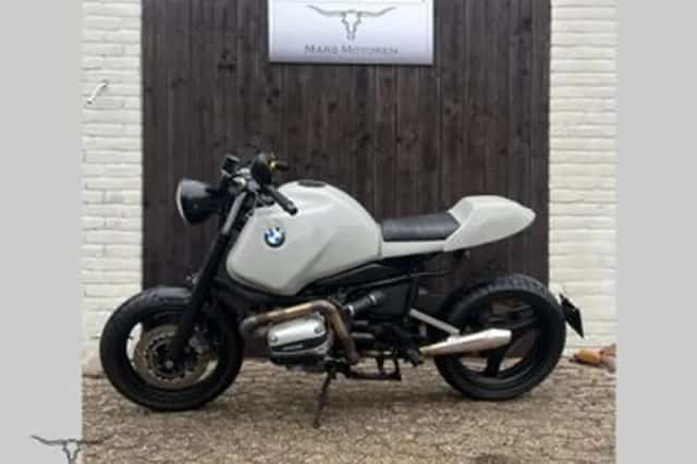 BMW R 1100 RS (1993) thumbnail 1