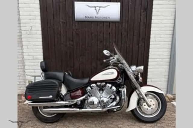 Yamaha XVZ 1300 Royal Star (1997) thumbnail 1