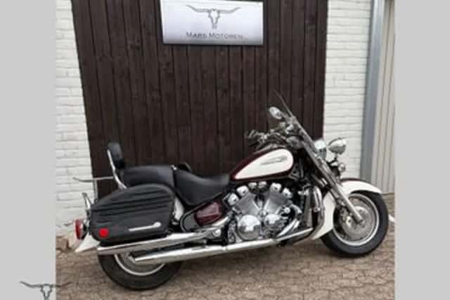 Yamaha XVZ 1300 Royal Star (1997) thumbnail 2