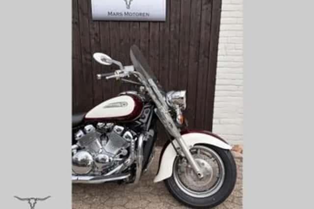 Yamaha XVZ 1300 Royal Star (1997) thumbnail 3