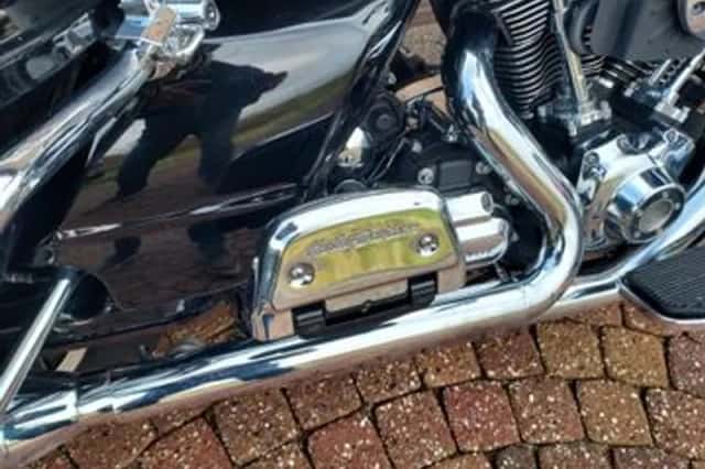 HARLEY-DAVIDSON ROAD KING FLHRI (2016) thumbnail 4