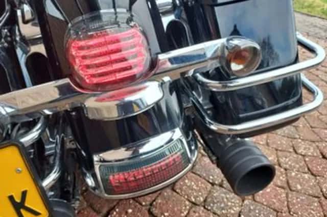 HARLEY-DAVIDSON ROAD KING FLHRI (2016) thumbnail 5