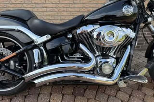 HARLEY-DAVIDSON BREAKOUT FXSB (2015) thumbnail 2