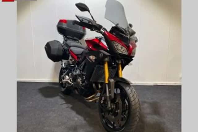 Yamaha Tracer 900 (2016) thumbnail 1