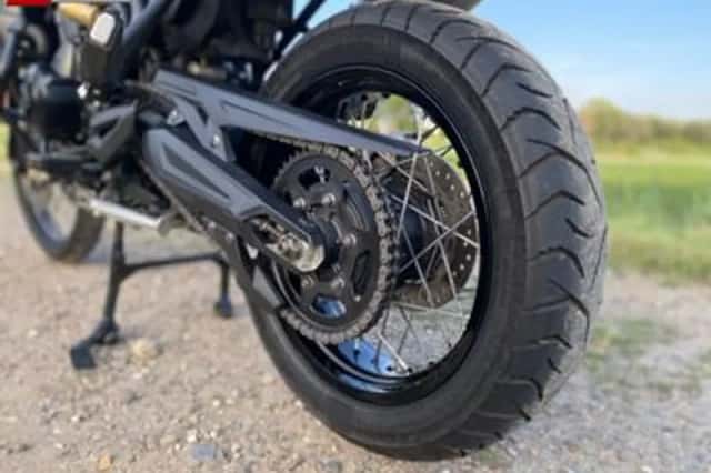 Triumph Tiger 800 XC (2011) thumbnail 4
