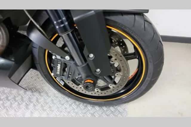 KTM 990 SUPER DUKE R (2007) thumbnail 4