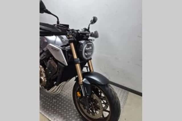 Honda CB650R (2023) thumbnail 2
