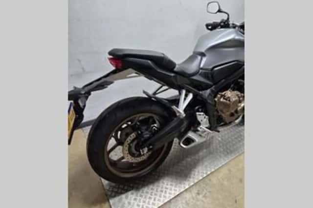 Honda CB650R (2023) thumbnail 4