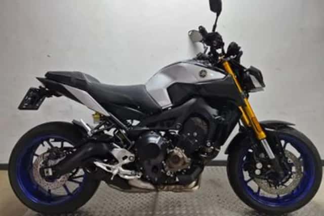 Yamaha MT 09 SP (2018) thumbnail 1