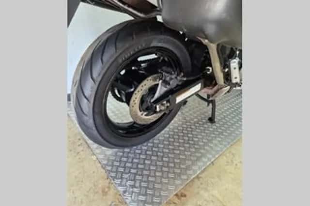 Suzuki V-STROM 1000 (2005) thumbnail 6