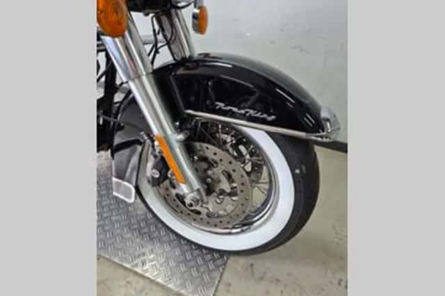 Harley-Davidson Road King Classic (2010) thumbnail 2