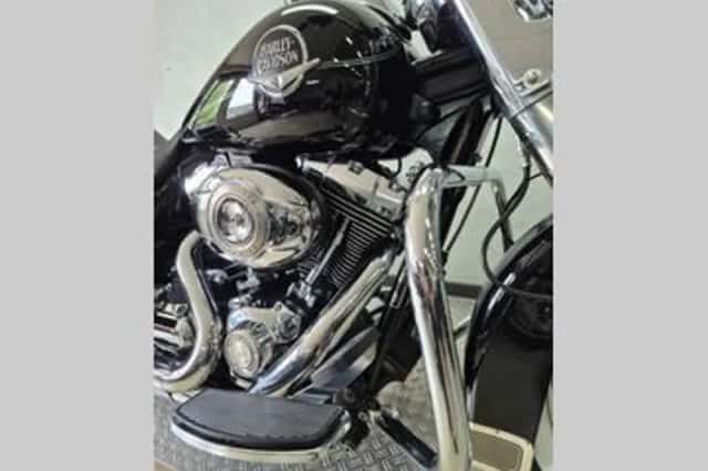 Harley-Davidson Road King Classic (2010) thumbnail 4