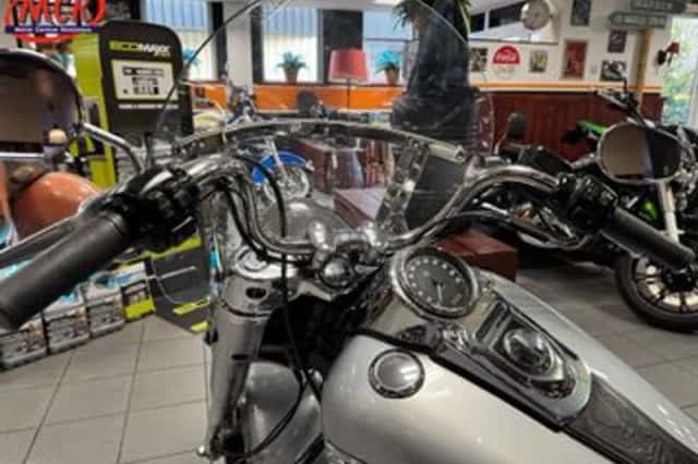 HARLEY-DAVIDSON SWITCHBACK FLD DYNA (2012) thumbnail 3