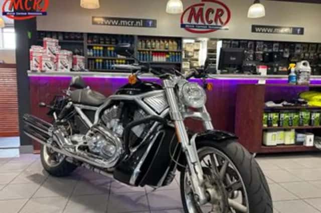 HARLEY-DAVIDSON V-ROD STREET ROD VRSCR (2005) thumbnail 2