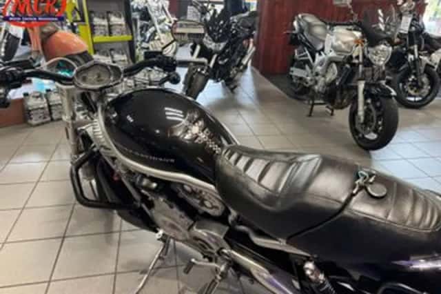 HARLEY-DAVIDSON V-ROD STREET ROD VRSCR (2005) thumbnail 6