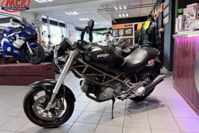 DUCATI M 600 (2002) thumbnail 5