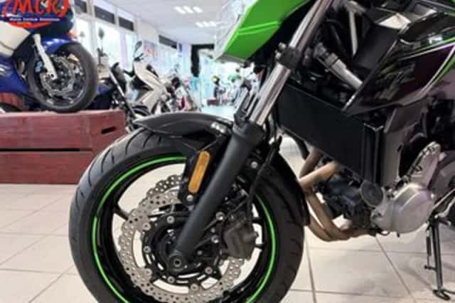 Kawasaki Z650 (2018) thumbnail 4
