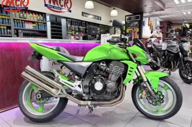 Kawasaki Z1000 (2004) thumbnail 3