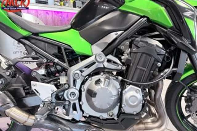 Kawasaki Z900 (2017) thumbnail 4