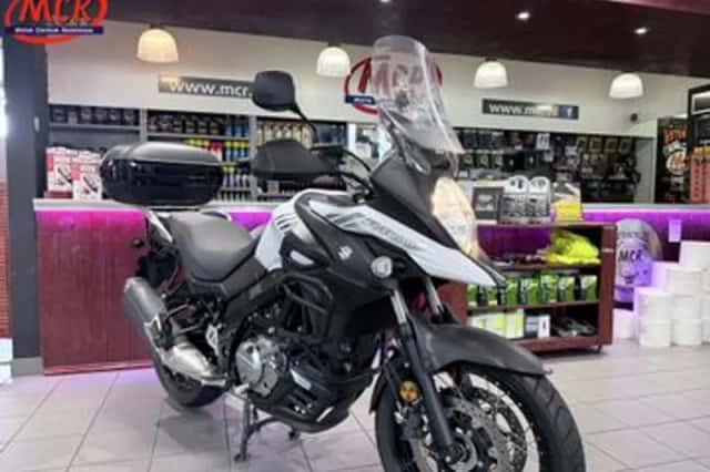 Suzuki V-Strom (2018) thumbnail 2