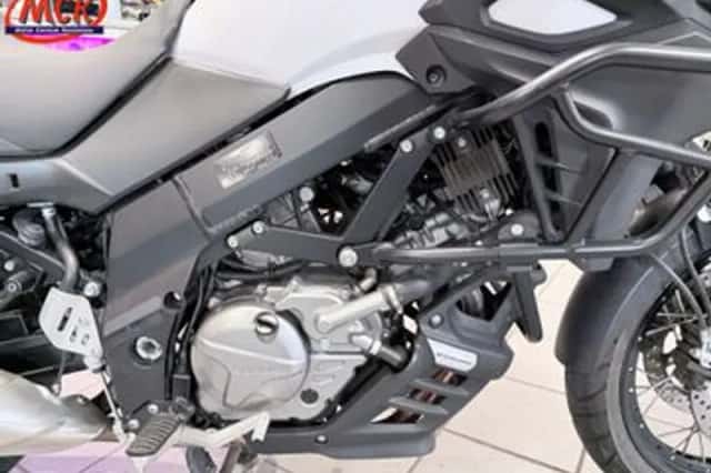 Suzuki V-Strom (2018) thumbnail 5