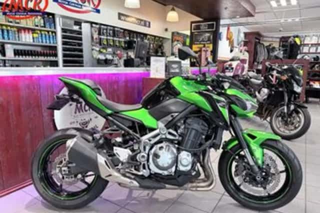 Kawasaki Z900 (2017) thumbnail 4