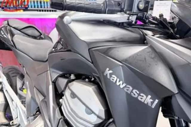 Kawasaki Z800 (2014) thumbnail 3