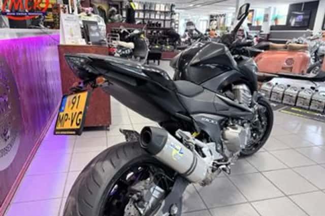 Kawasaki Z800 (2014) thumbnail 4