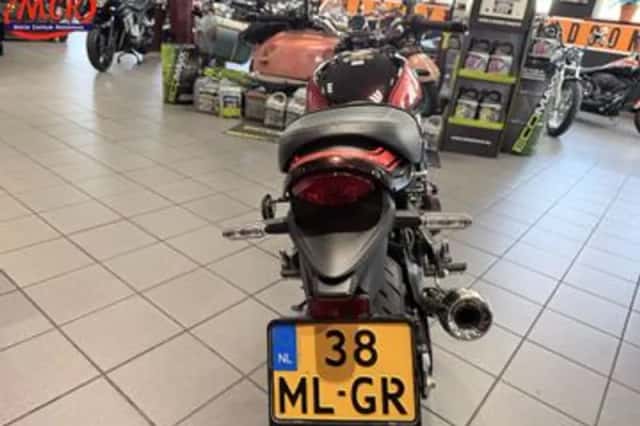 Kawasaki Z900RS (2019) thumbnail 5