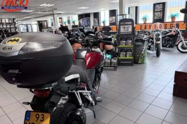 Suzuki V-Strom (2014) thumbnail 5