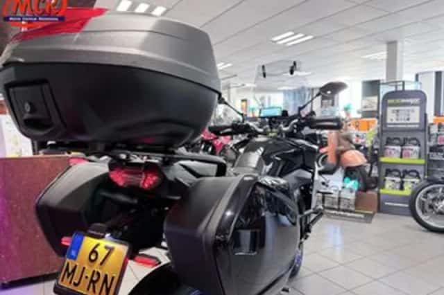 Yamaha Tracer 900 (2018) thumbnail 5