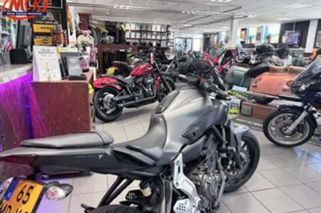 Yamaha MT-07 (2014) thumbnail 3