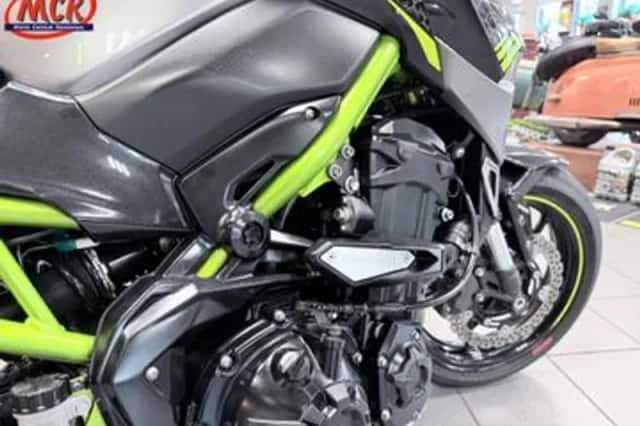 Kawasaki Z900 (2020) thumbnail 4