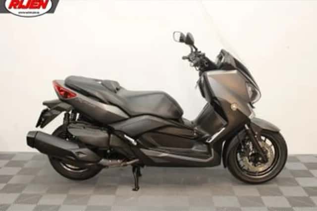 Yamaha X MAX 400 (2018) thumbnail 2