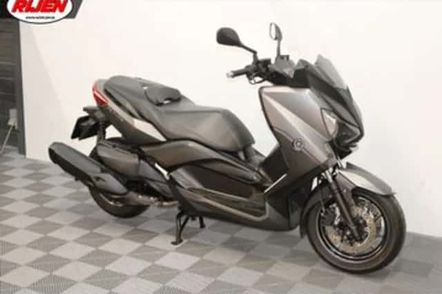 Yamaha X MAX 400 (2018) thumbnail 3